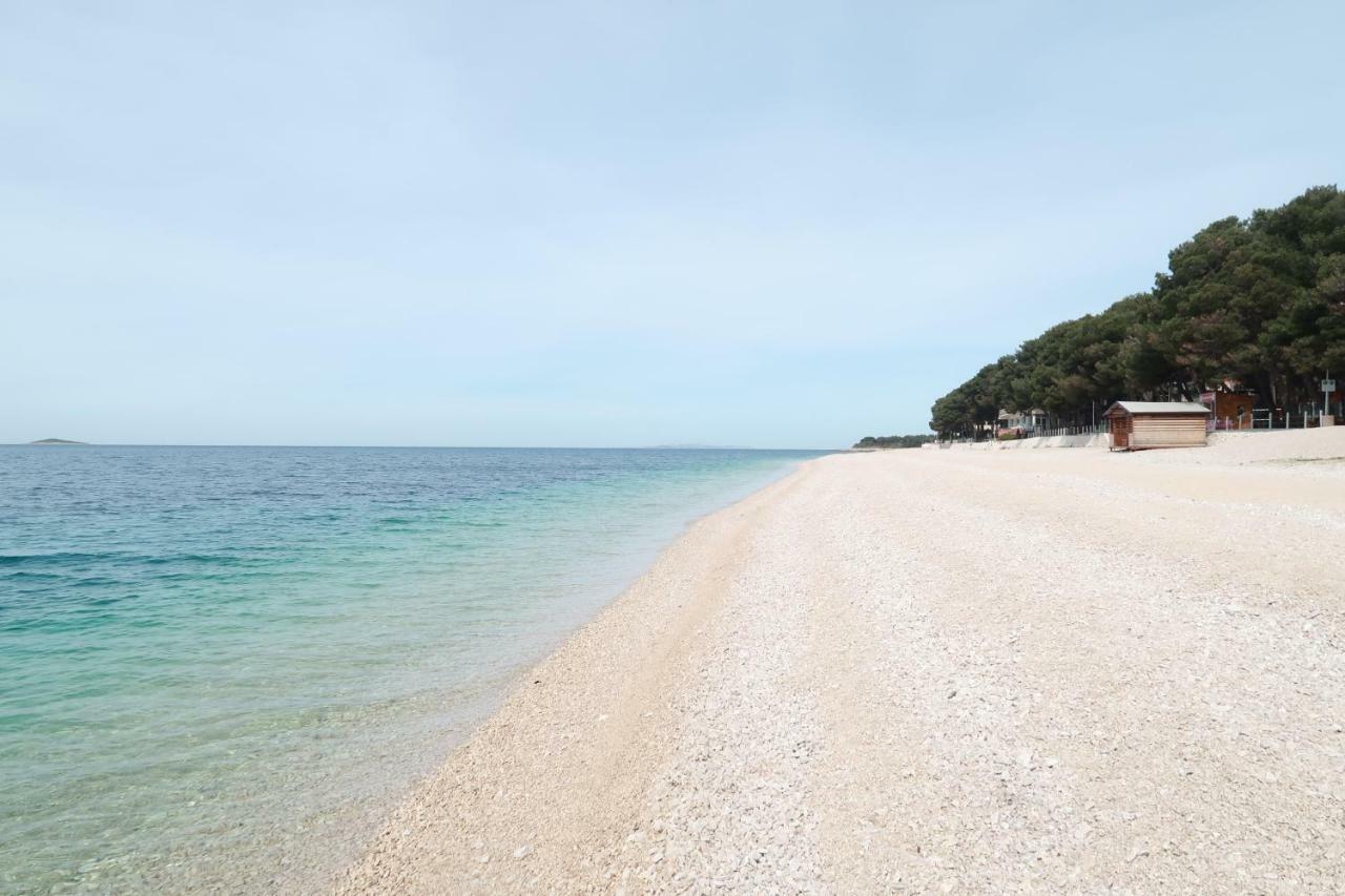 Apartments Maras Primošten Екстериор снимка