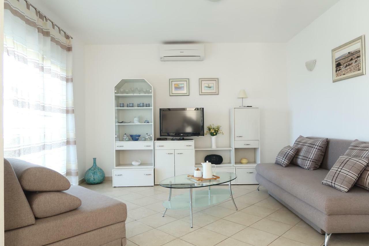 Apartments Maras Primošten Екстериор снимка